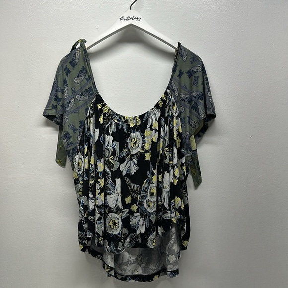 Free People Baja Babe Shirt Cold Shoulder Short Sleeve Floral Black Size Large - Picture 8 of 12